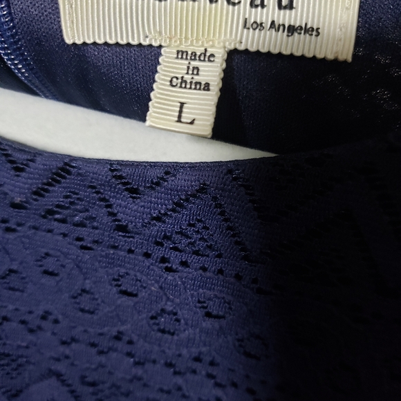 Montau LA - Navy Blue Lacy A line dress Size Large - Picture 4 of 10